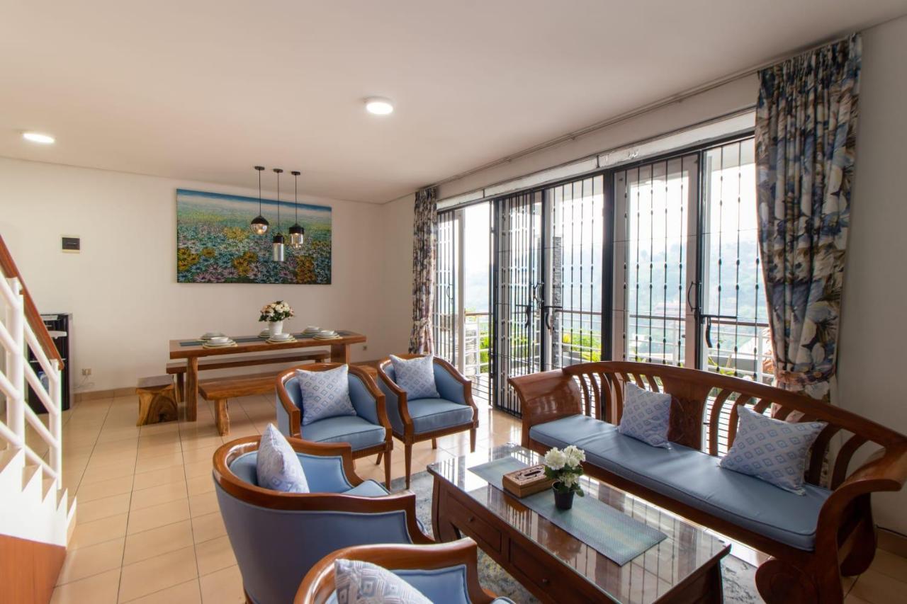 Villa Keluarga Syariah Resor Dago Pakar Bandung - View Bukit Εξωτερικό φωτογραφία