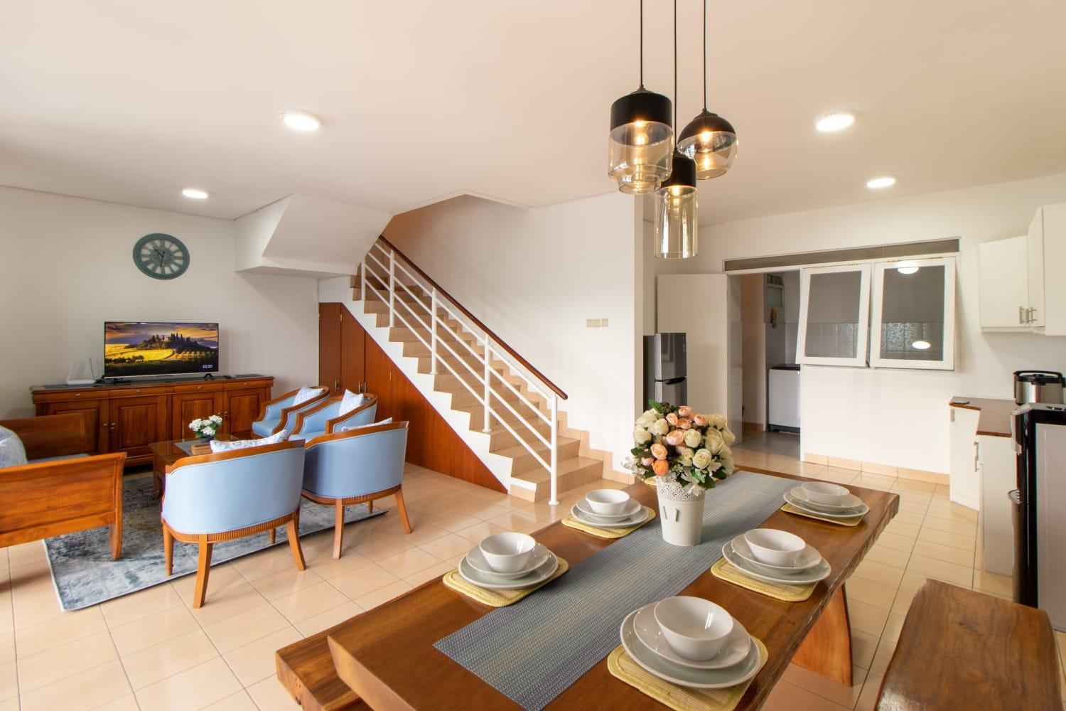 Villa Keluarga Syariah Resor Dago Pakar Bandung - View Bukit Εξωτερικό φωτογραφία